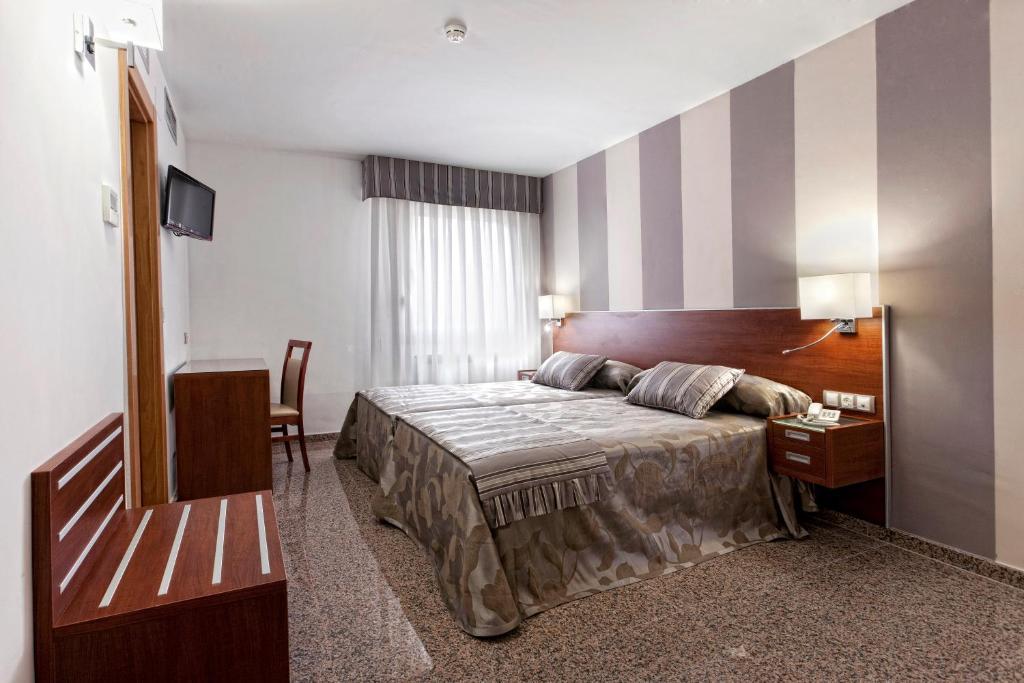 Hotel Marivella Calatayud Oda fotoğraf