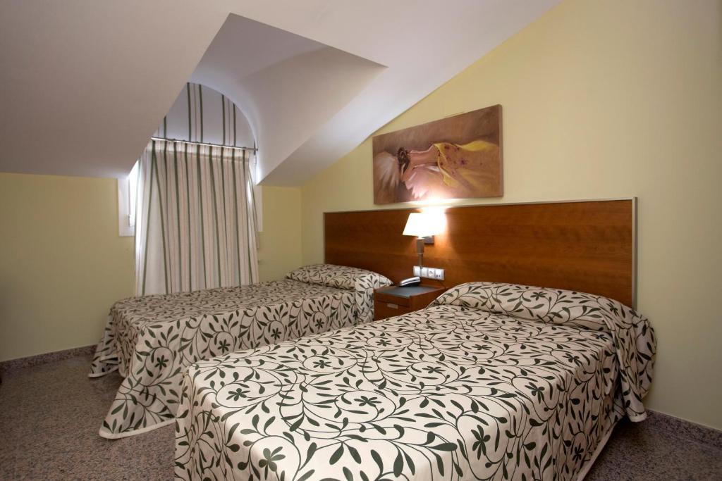 Hotel Marivella Calatayud Oda fotoğraf